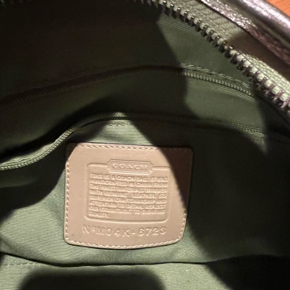 Rare ladybug lime green Coach Women's hobo Bag - Picture 6 of 8